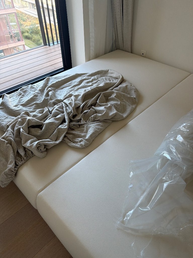 Quilted mattress base from Zara new, never used, Ophalen, Overige maten, Stof, 210 cm