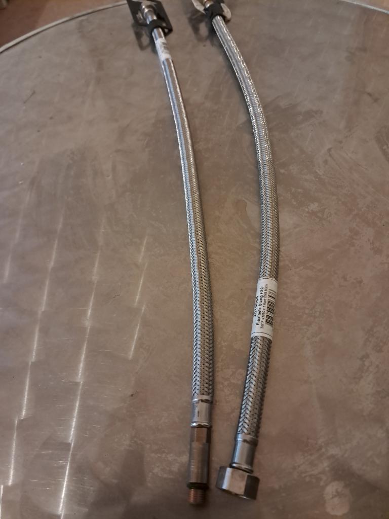 Lot de deux(2)Flexibles robinet vers r.Schell:Neufs 50cm 3/8, Bricolage & Construction, Sanitaire, Enlèvement, Neuf, Inox, Robinet