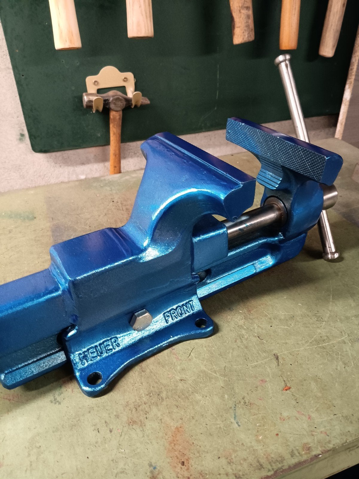 bankschroef heuer front, Ophalen, Bankschroef