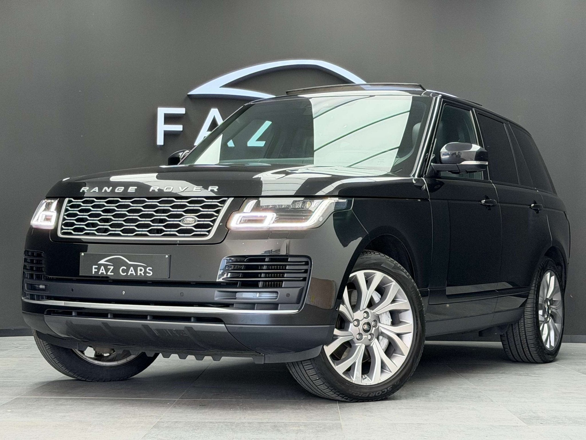 Land Rover Range Rover 4.4 SDV8 Vogue * 1ER PROP + FULL FULL, Autos, Land Rover, Cuir, Achat, Euro 6, Entreprise