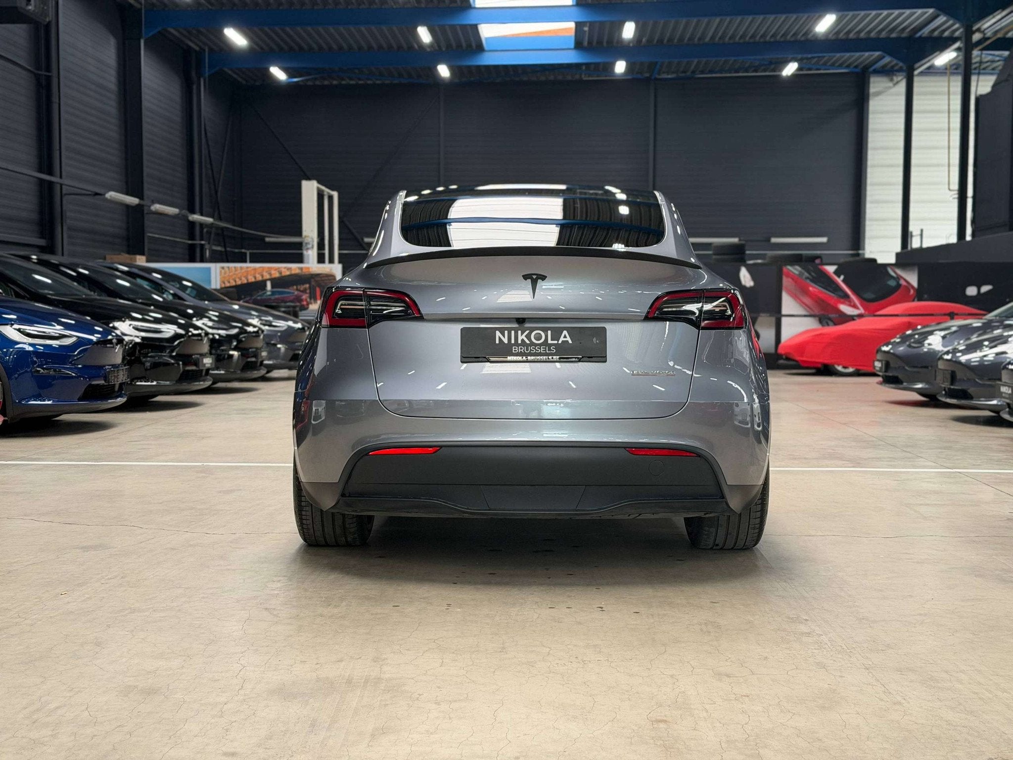 Tesla Model Y PERFORMANCE - AWD - 21" WHEELS - HARDWARE 4, Argent ou Gris, Noir, 5 portes, 5 places
