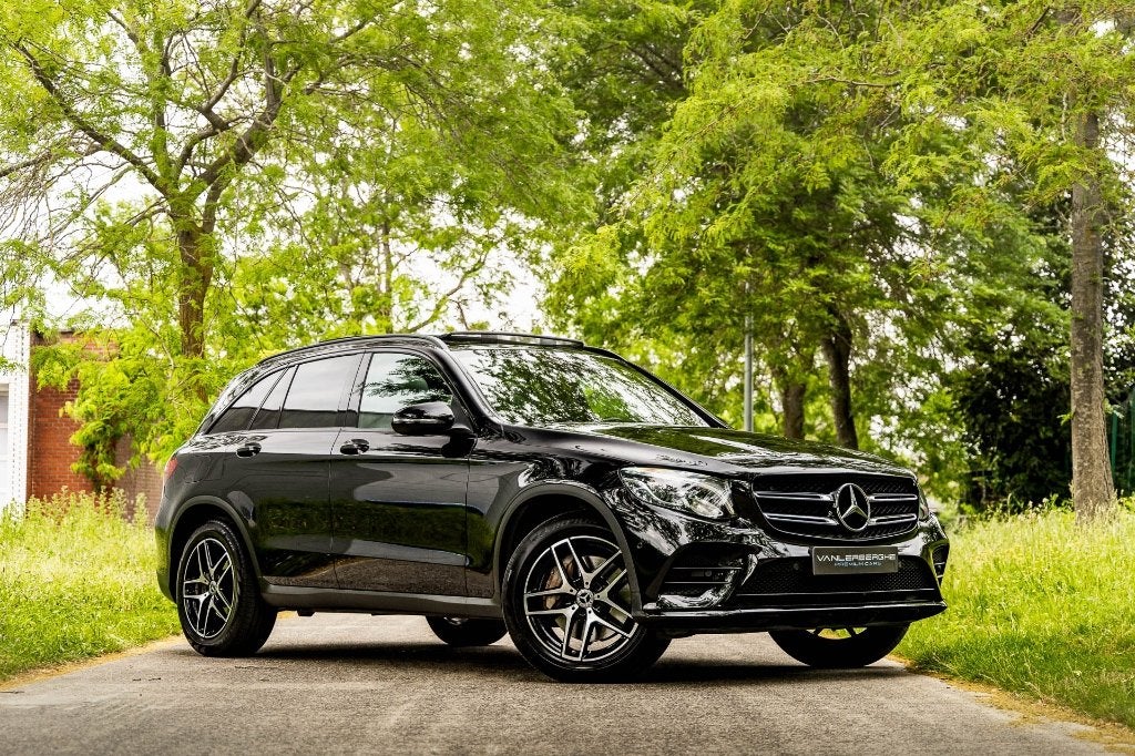Mercedes GLC220d AMG 4-Matic * Pano * Burmester * Camera *, Auto's, Mercedes-Benz, Automaat, 4 cilinders, Lane Keeping Assist