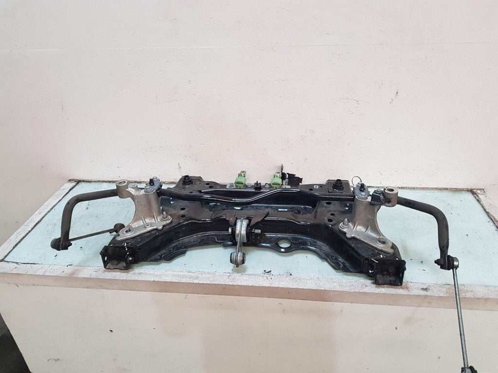 BERCEAU MOTEUR Mercedes-Benz Citan (420.6) (|A4203300200|), Utilisé, Mercedes-Benz