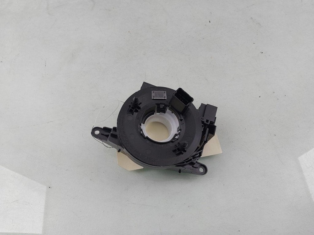 AIRBAGRING Skoda Scala (01-2019/-) (|6RA959653|6RA959653A|), Gebruikt, Info@skoda-auto.de, Skoda, Max-Planck-Straße  3-5
64331  Weiterstadt, DE