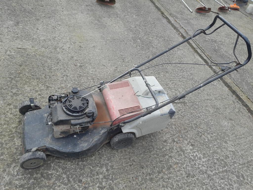 B&S grasmaaier - motor los - start niet, Ophalen