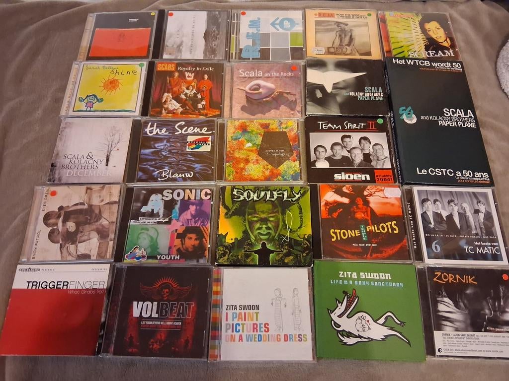 cd's, Rock, Alternative (Stubru / Willy) Uit te kiezen (R-Z), CD & DVD, CD | Rock, Comme neuf, Enlèvement ou Envoi