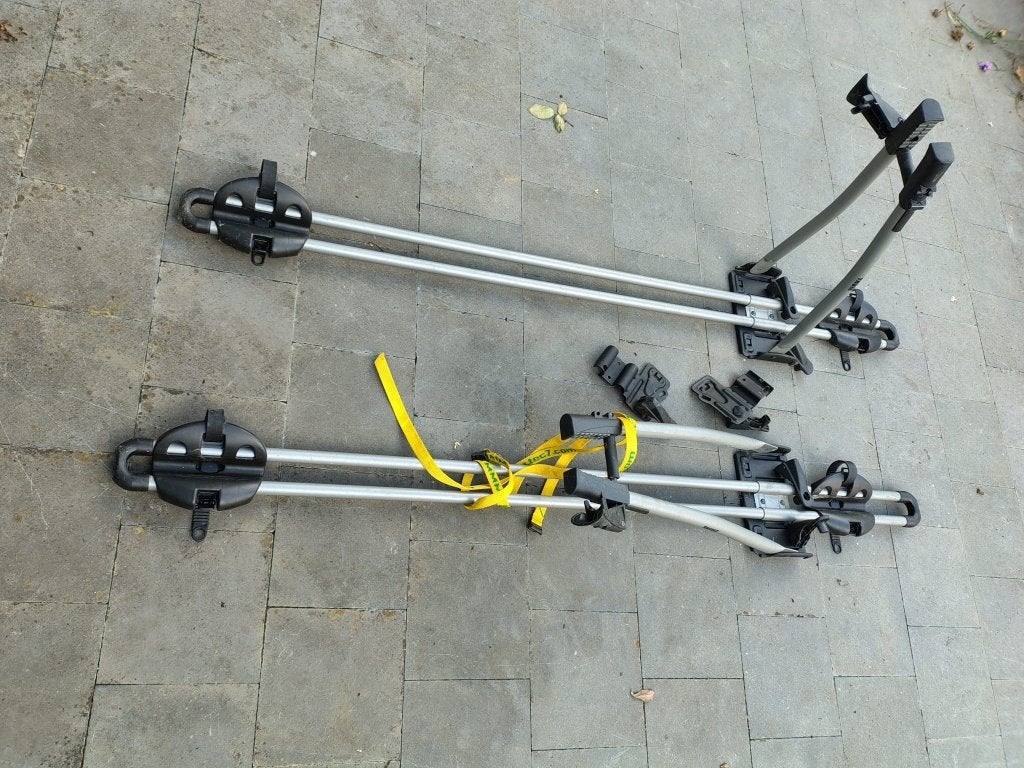 Thule fietsdragers dak, Ophalen, 2 fietsen, Zo goed als nieuw, Dakdrager