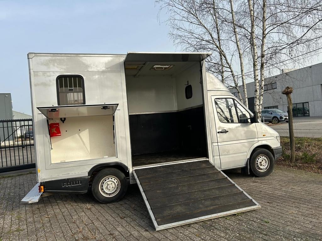 Camionette, Enlèvement