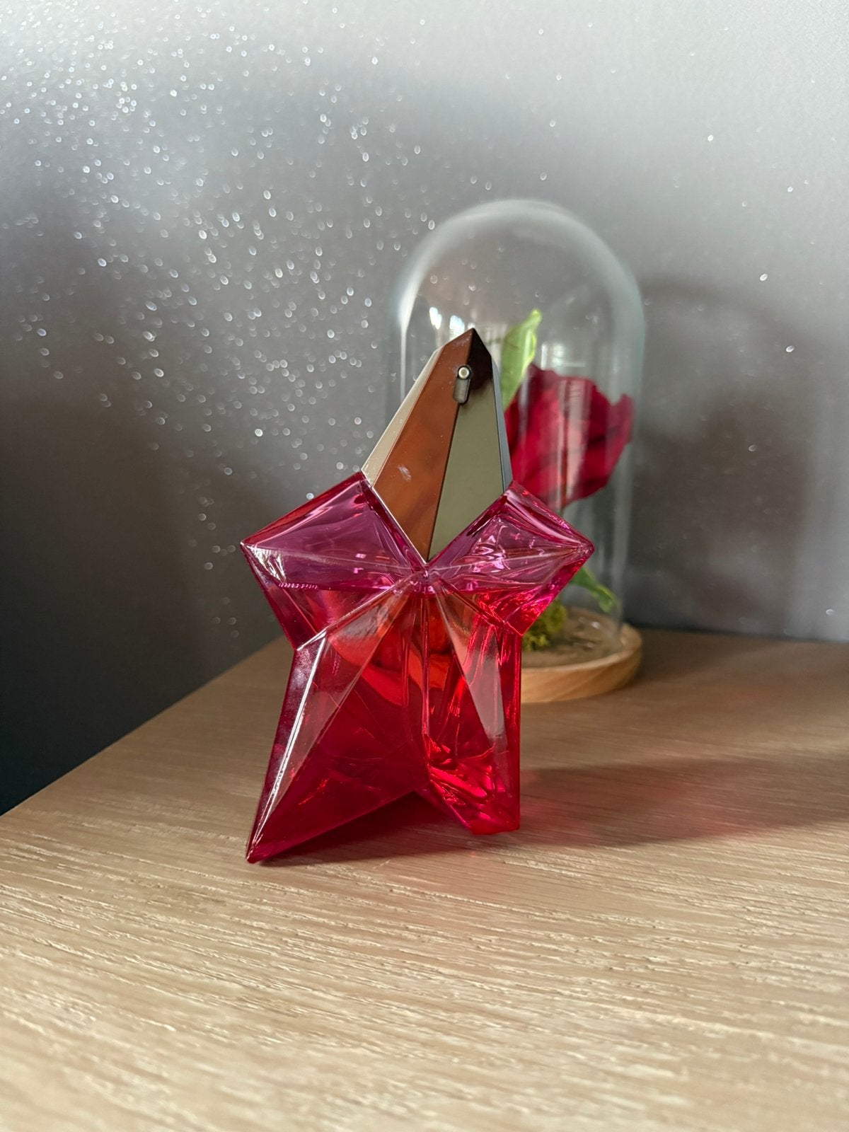 Parfum nova, Enlèvement, Utilisé, Bouteille de parfum