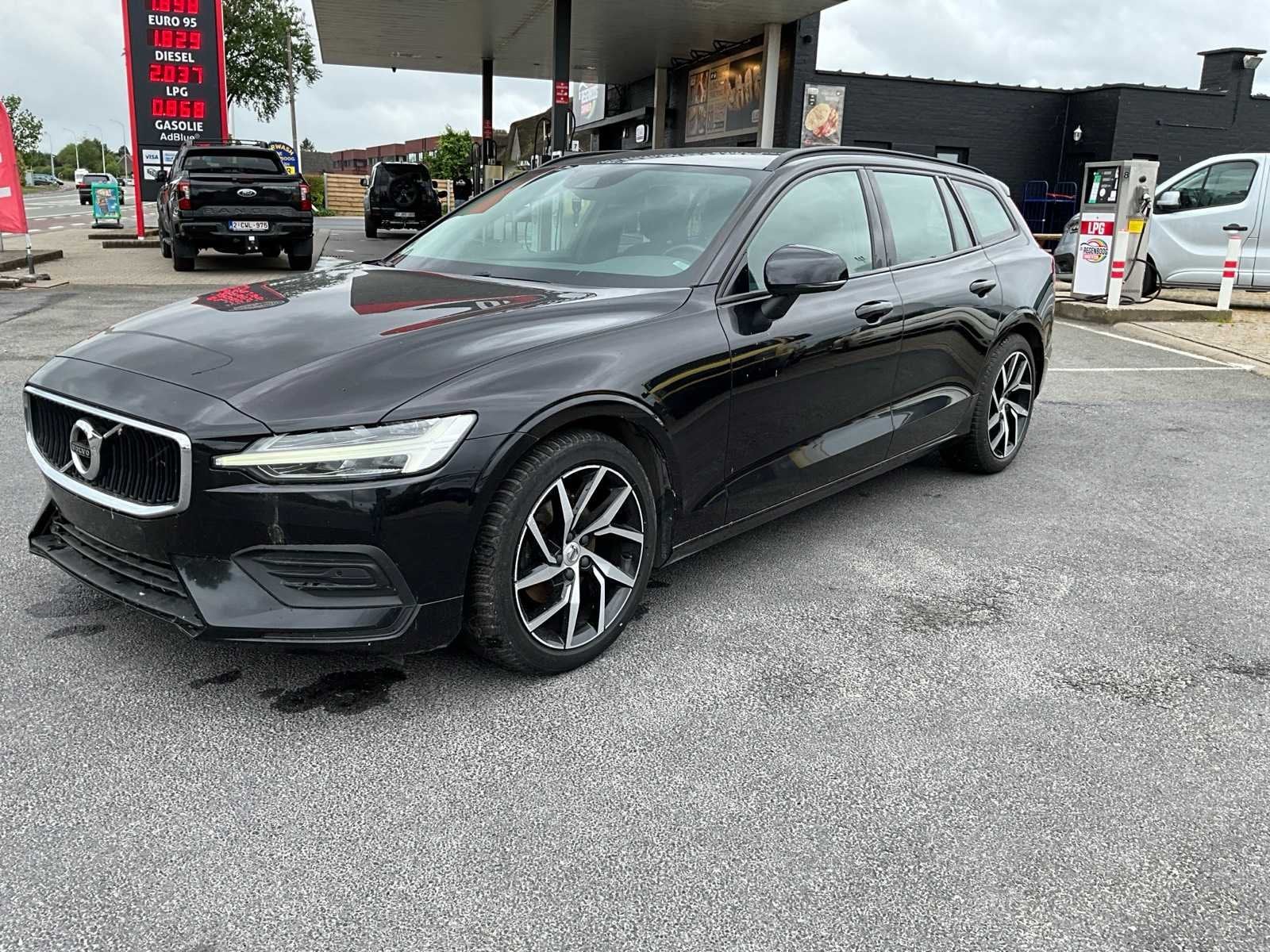 Volvo V60 Voiture de tourisme 2019, Autos, Volvo, Achat, Entreprise, Autre carrosserie, V60