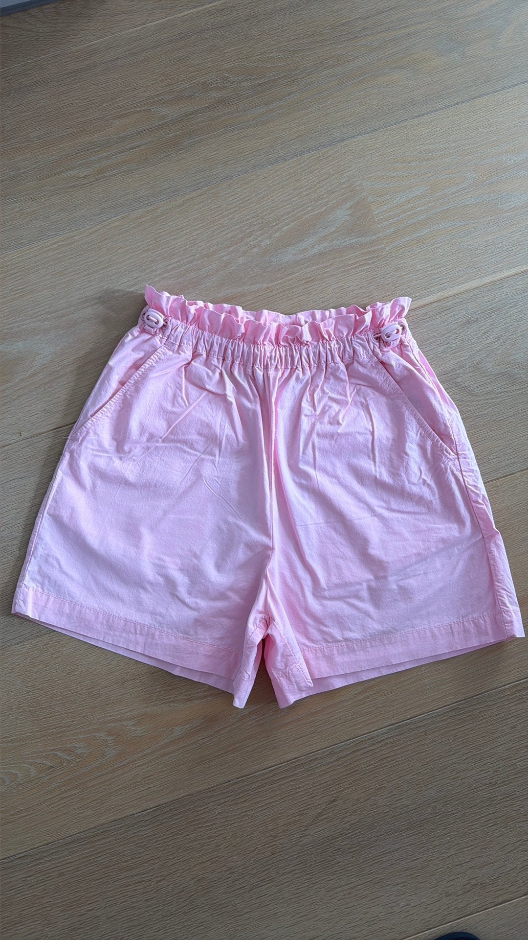 Zeer leuk shortje met passend t-shirtje, Kinderen en Baby's, Kinderkleding | Maat 152, Ophalen of Verzenden, Gebruikt, Meisje