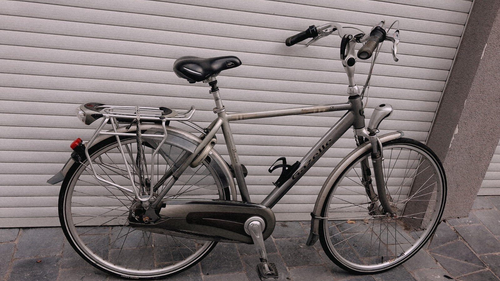 vélo de ville Gazelle très bon état 28POUCES 
en très bon ét, Vélos & Vélomoteurs, Enlèvement ou Envoi, Gazelle