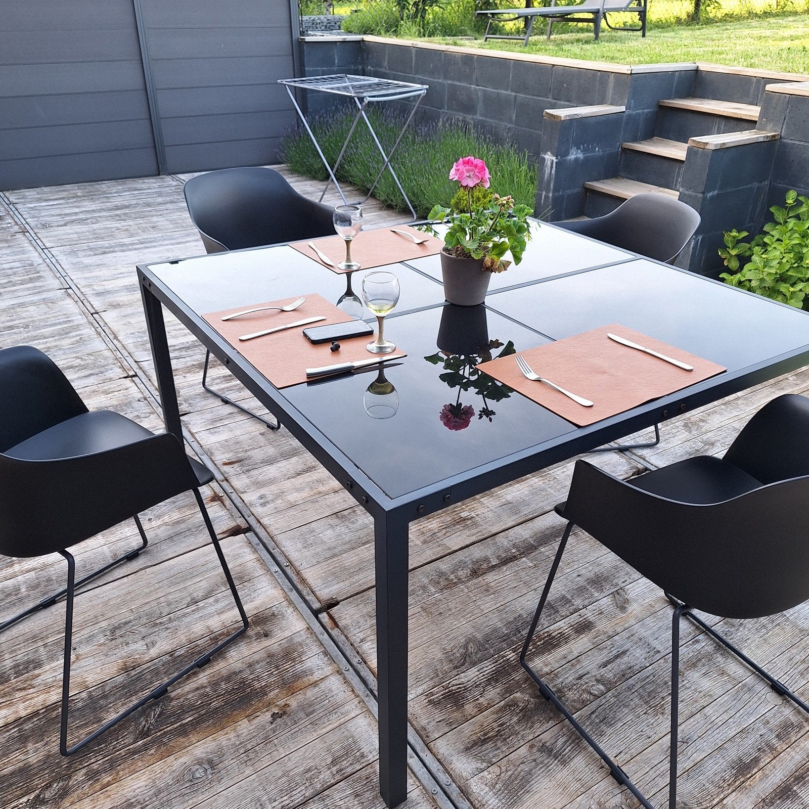 Ensemble de jardin table verre et métal et chaises Sandved, Jardin & Terrasse, Ensembles de jardin, 8 places, Table à dinner, Chaise