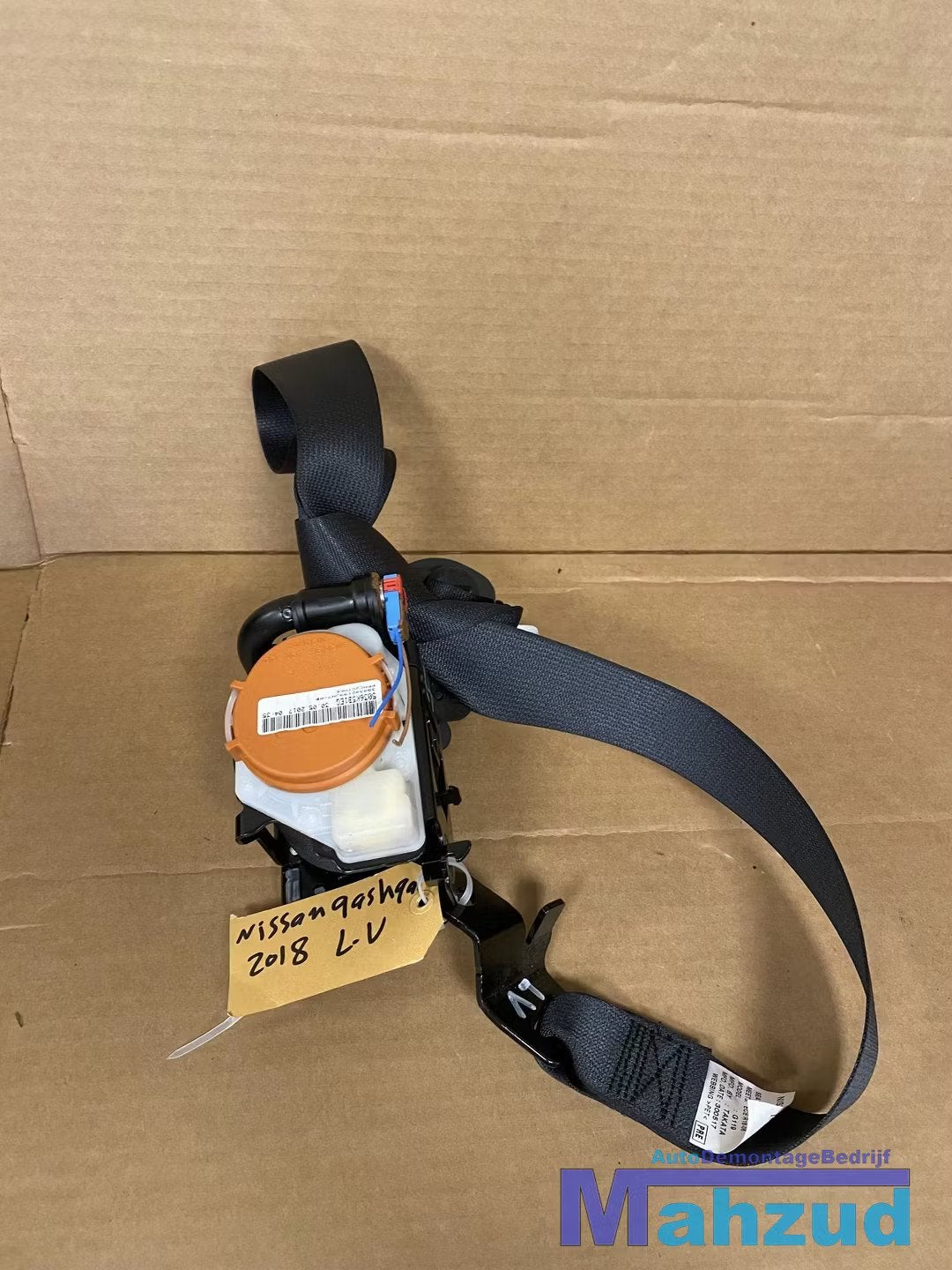 NISSAN QASHQAI 2 J11 Links voor gordel 2013-2021 868854EA2A, Nissan Motor Co., Ltd., Takashima 1-chome 1-1
220-8686  Yokohama
