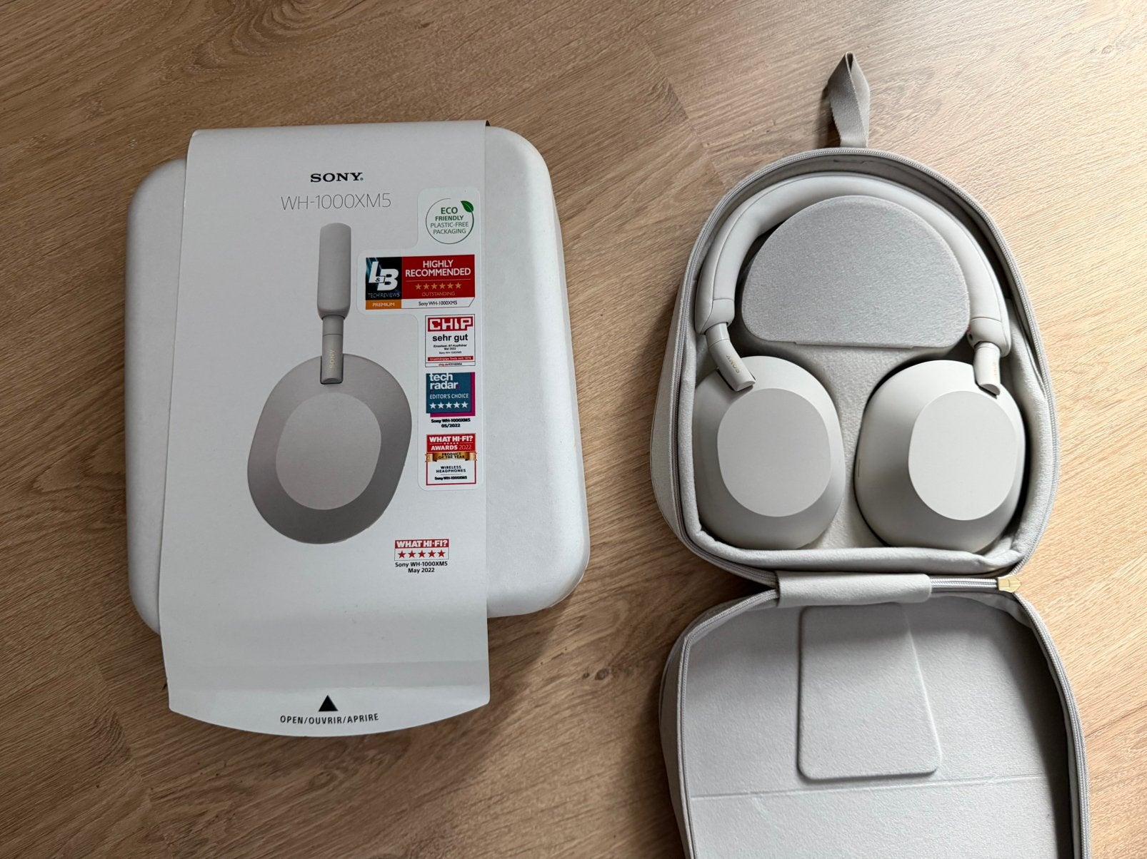 Draadloze koptelefoon - SONY WH-1000XM5 met hoesje, Snelladen, Gehoorbeschermer, Zo goed als nieuw, Sony