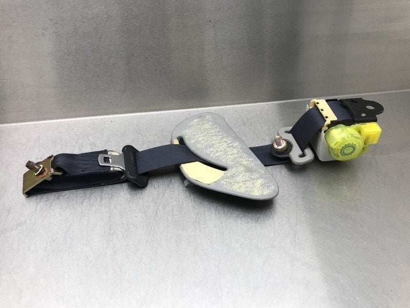 CEINTURE DE SECURITE ARRIERE DROITE Impreza II Plus (GG), Utilisé, Subaru
