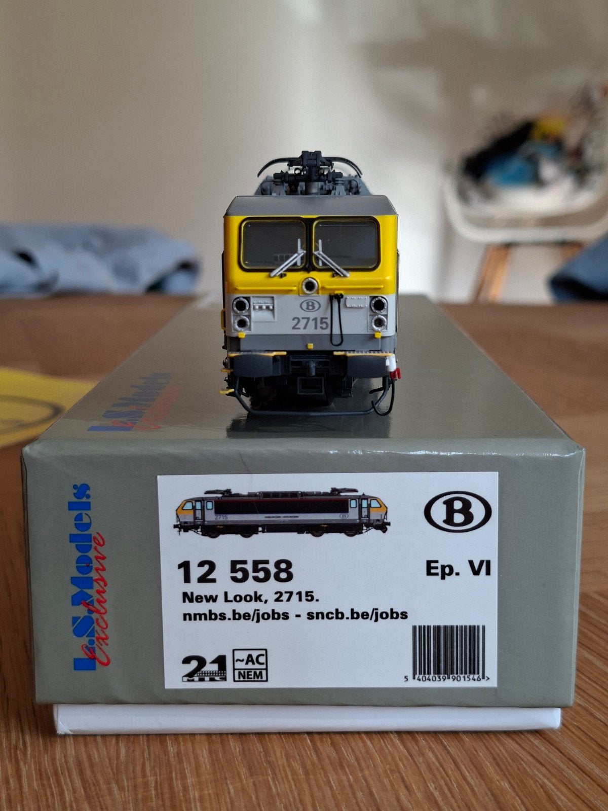 LS models 2715 NMBS SNCB - AC digitaal, Hobby en Vrije tijd, Verzenden