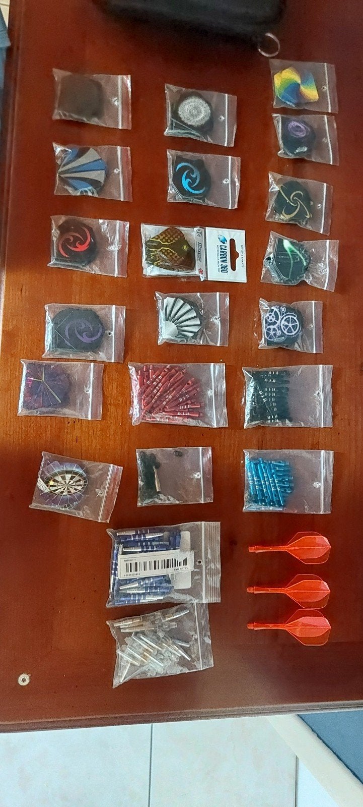 Darts spullen, Ophalen, Shafts