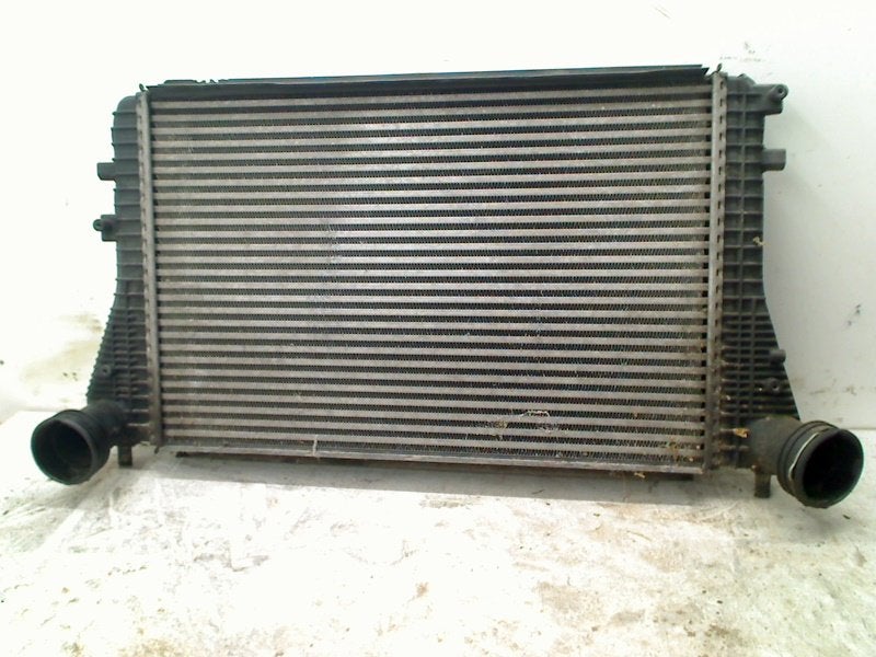 INTERCOOLER Volkswagen Golf VI (5K1) (1K0145803A), Gebruikt, Volkswagen, Volkswagen AG, Kundenbetreuung@volkswagen.de