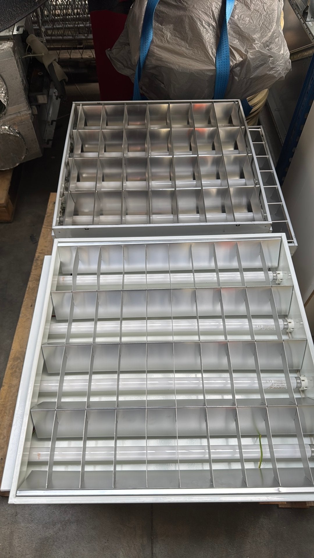 25 TL bakken voor systeem plafond, Doe-het-zelf en Bouw, Ophalen, Gebruikt, Minder dan 50 watt, Lamp met armatuur