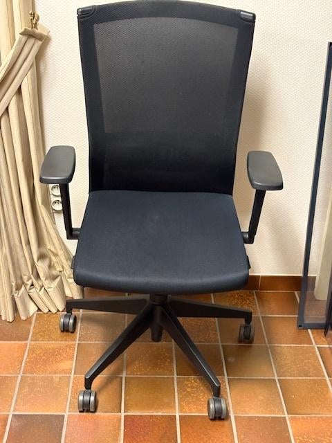 ergonomische bureaustoel, Ophalen, Gebruikt