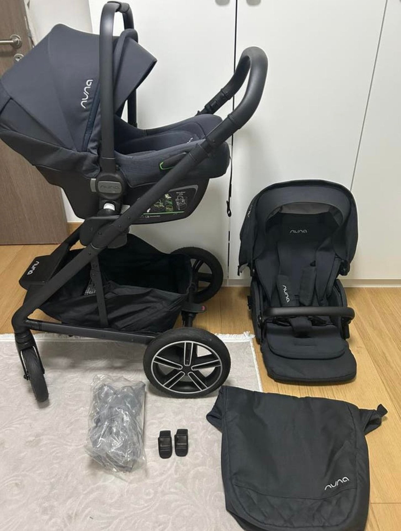 Pack poussette Nuna complète avec cosy et accessoires, Enlèvement, Comme neuf, Poussette