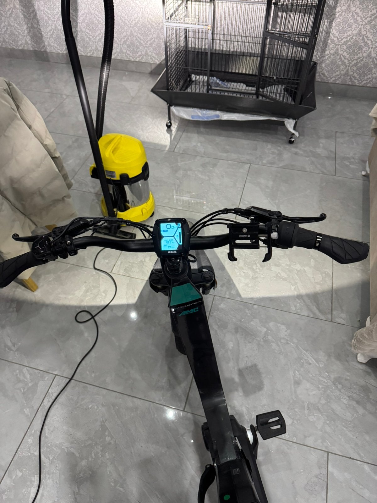 Yamaha booster 45km registratie, Fietsen en Brommers, Steps, Ophalen, Zo goed als nieuw