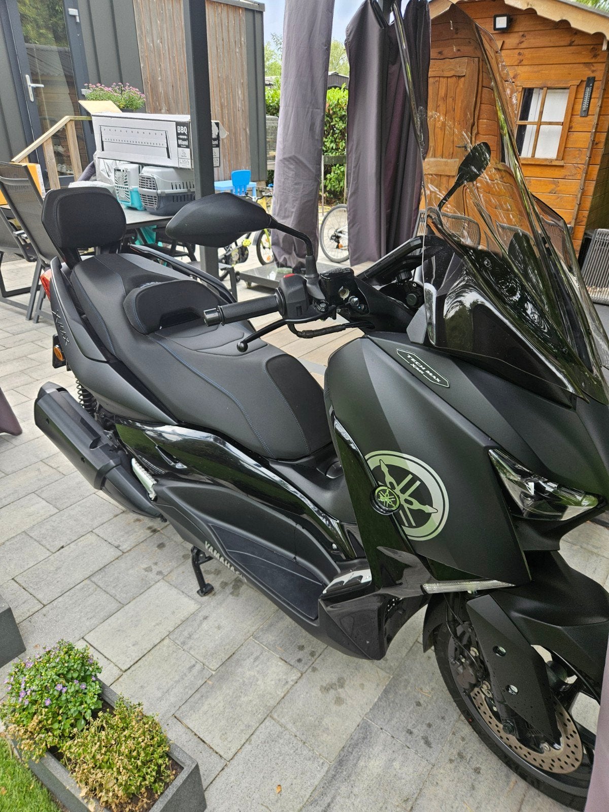 Te koop Yamaha Xmax 300 Tech Max, Scooter, 292 cc, Gebruikt, Particulier