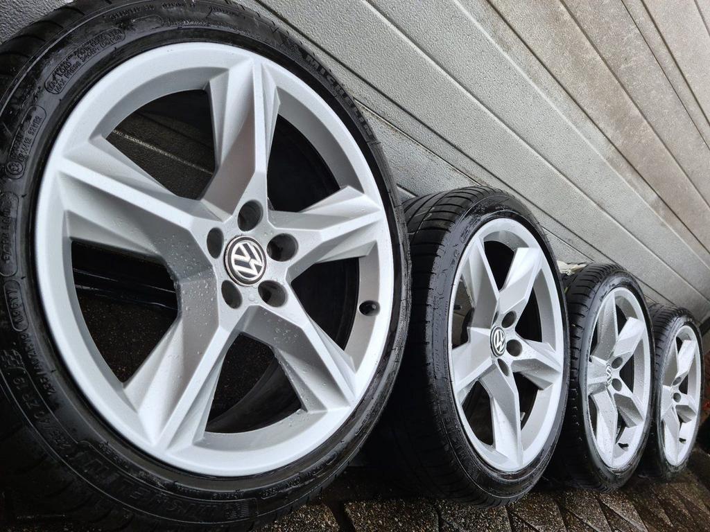 19 inc Volkswagen Sharan MK2 Passat B9 B8 GTE Variant velgen, Auto-onderdelen, Banden en Velgen, 19 inch, Gebruikt, -, -