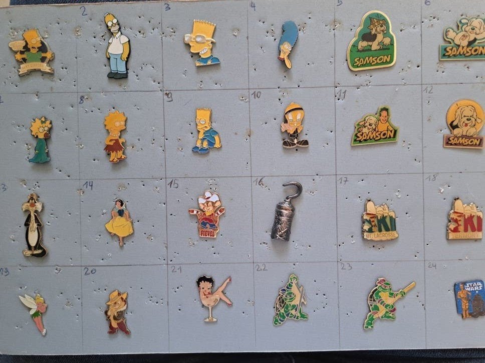 Pin's pins bij de tekenfilmshow van Simpsons, enz..., Games en Spelcomputers, Games | Overige