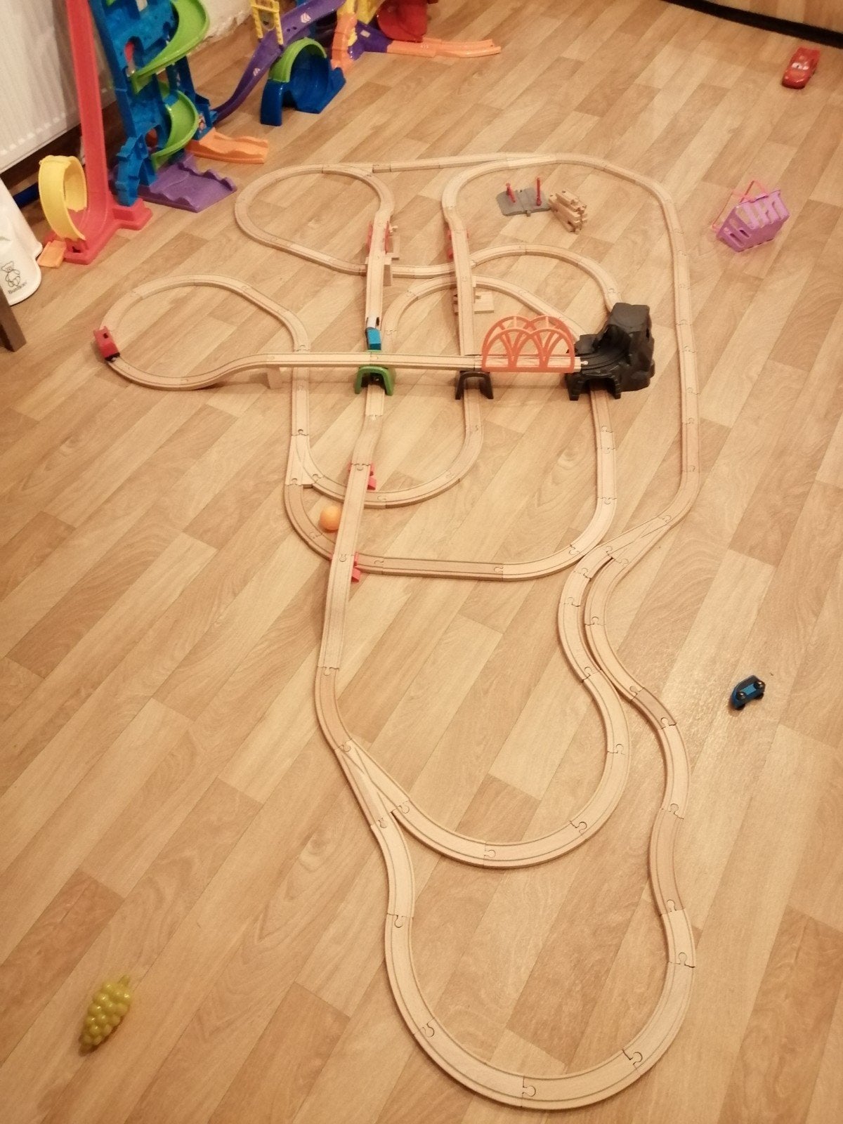 Houten treinspoor, Ophalen, Zo goed als nieuw, Rij- of Hobbelspeelgoed