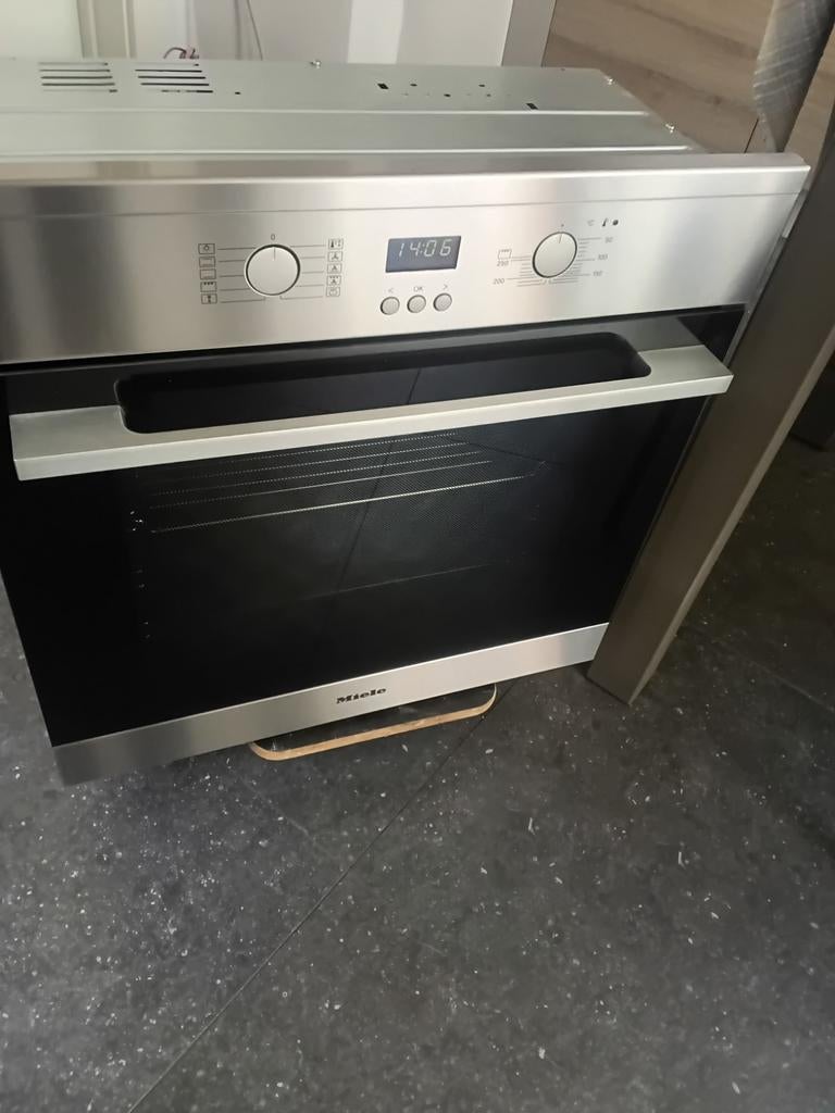 Multifunctionele warmeluchtoven MIELE INBOUW REGIO AALST, Ophalen, Hete lucht, Inbouw, 55 tot 60 cm