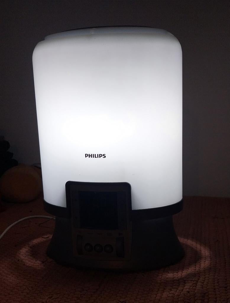 Lampe radio réveille avec une ampoules blanches et une jaune, Ophalen