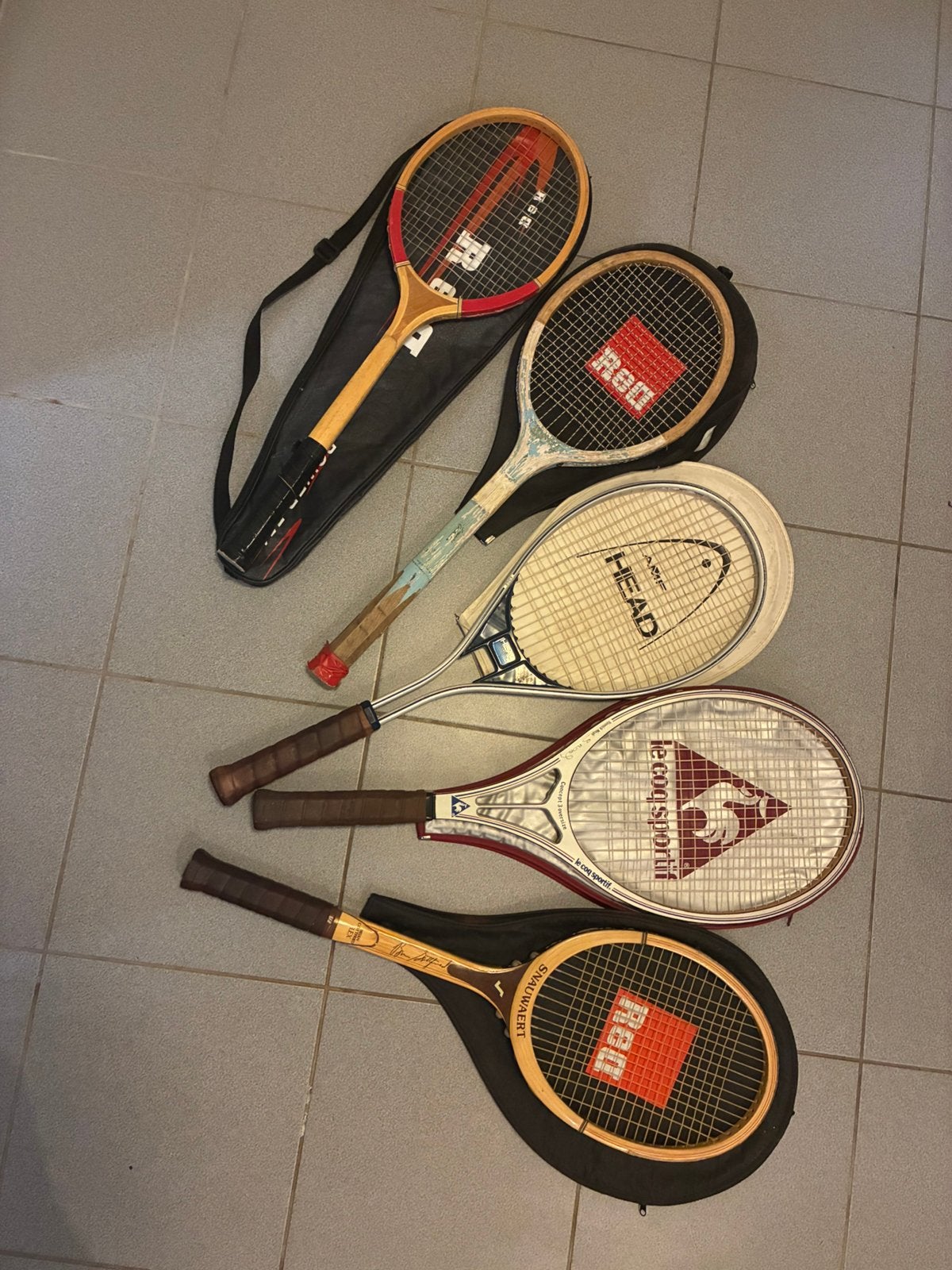 vieilles raquettes de tennis, Sport en Fitness, Badminton, Ophalen of Verzenden, Zo goed als nieuw