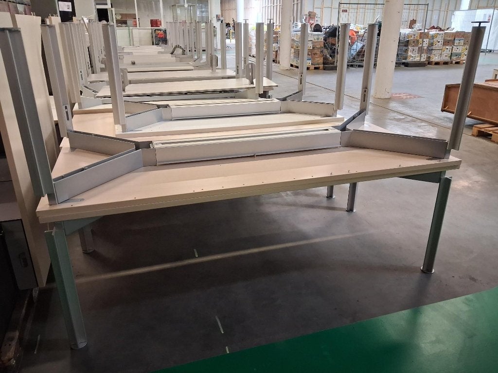 table de bureau, Enlèvement