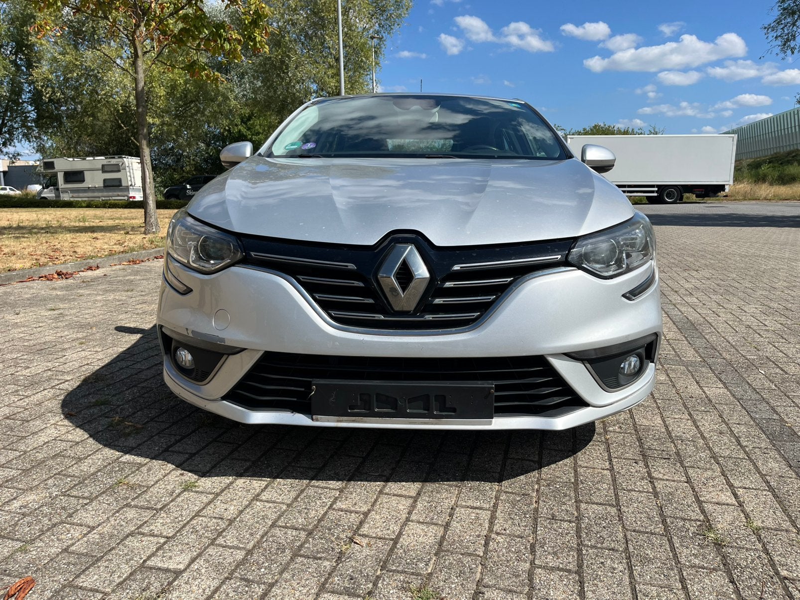 Renault Megane 1.2Tce 2016/126000 km, Auto's, Renault, Euro 6, Parkeersensor, Zilver of Grijs, Stadsauto