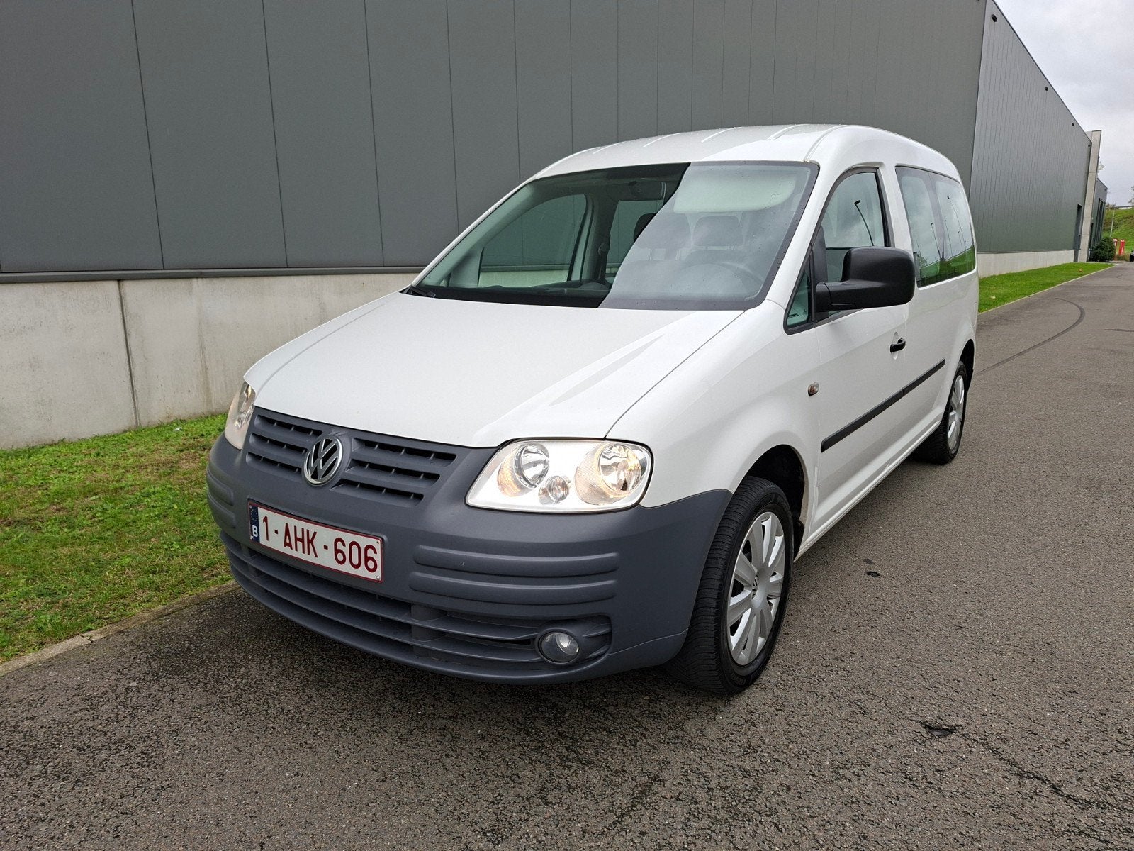VW Caddy Maxi 1.6i - 7 plaatsen - 155 394 kms - Gekeurd!, Auto's, Voorwielaandrijving, 75 kW, Monovolume, 199 g/km