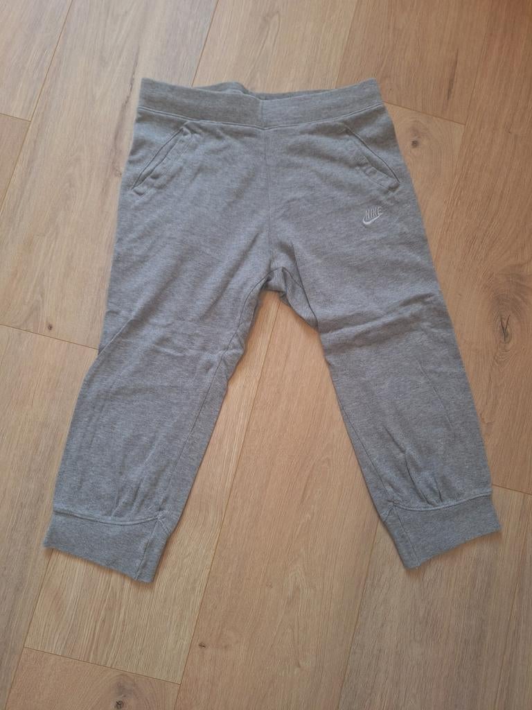 Sportbroek Nike - maat 152-158, Pantalon, NIKE, Garçon ou Fille, Enlèvement ou Envoi