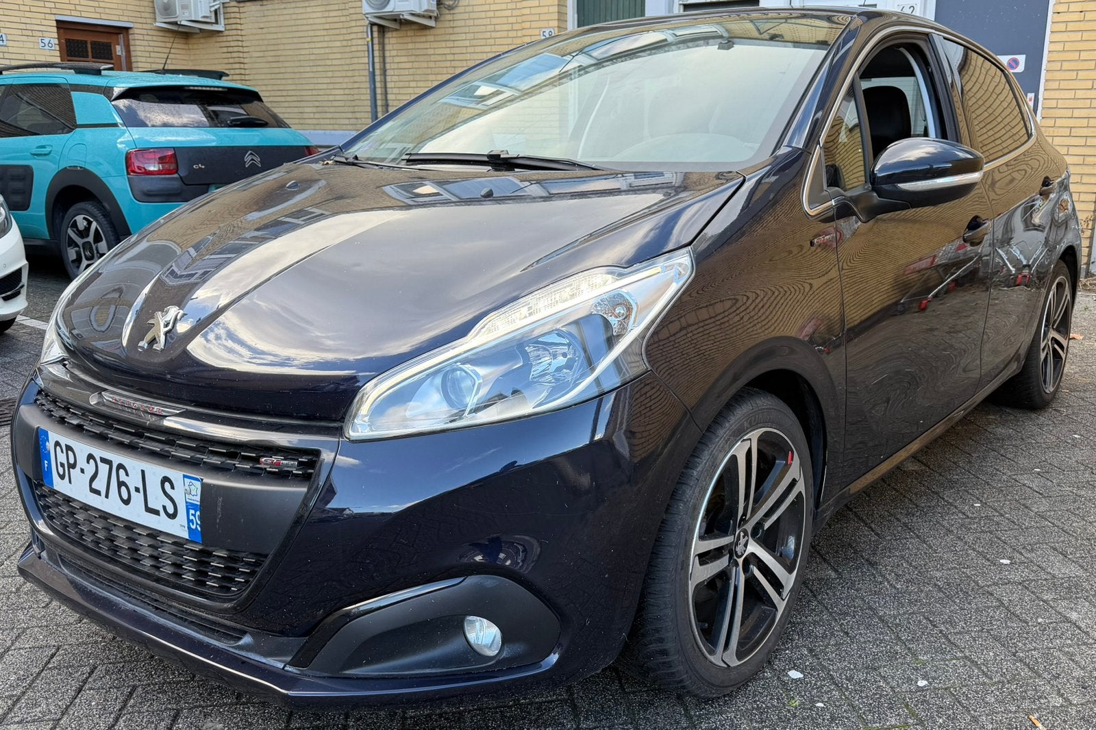 Peugeot 208 GT 1.2 Turbo GT-Line essence GT 143PK, Autos, Cuir, Achat, Attache-remorque, Entreprise