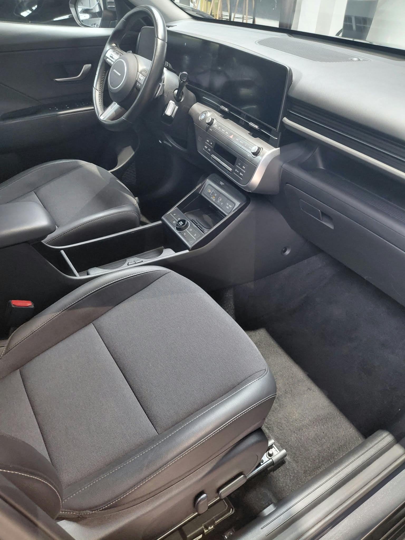 Hyundai KONA 1.6 GDi Hybrid Feel 6-DCT (automatique), Autos, Hyundai, Argent ou Gris, 139 ch, Entreprise, 5 portes