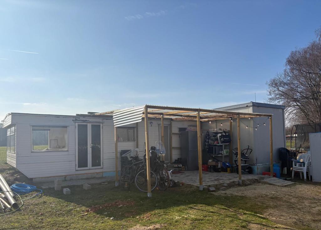 Stacaravan met container, Caravans en Kamperen