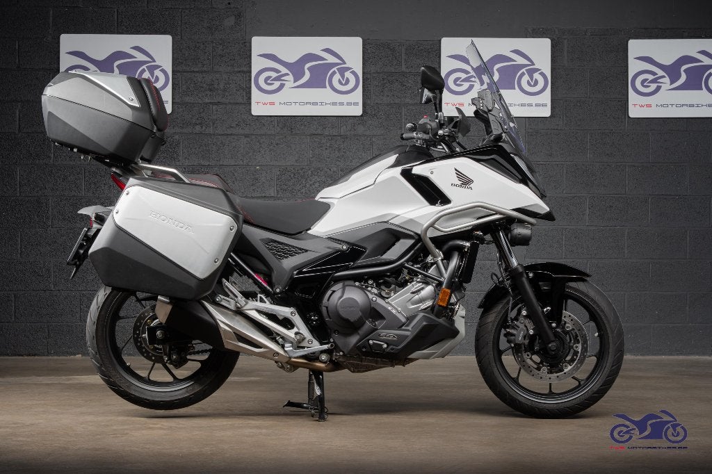 Honda NC 750 X DCT - 2.751 km, Motos, Permis Moto A, Tourisme, Entreprise, Occasion