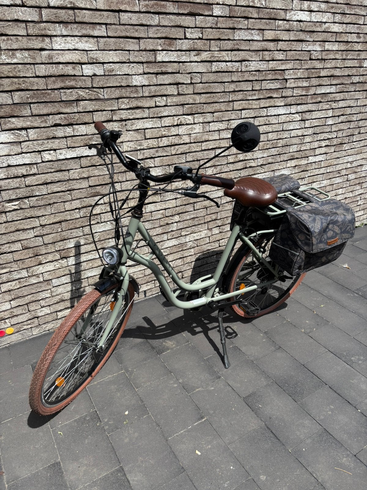 Bijna nieuwe elektrische damesfiets Vilette, Fietsen en Brommers, Elektrische fietsen, Ophalen, Zo goed als nieuw
