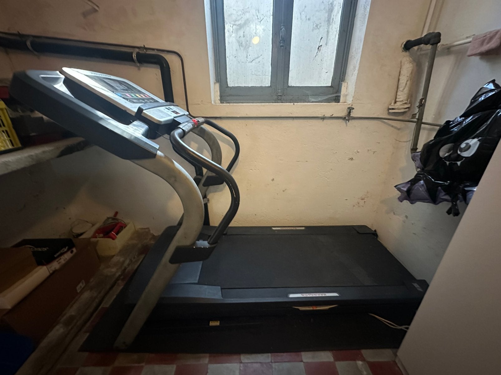 Tapis de course, Ophalen, Gebruikt