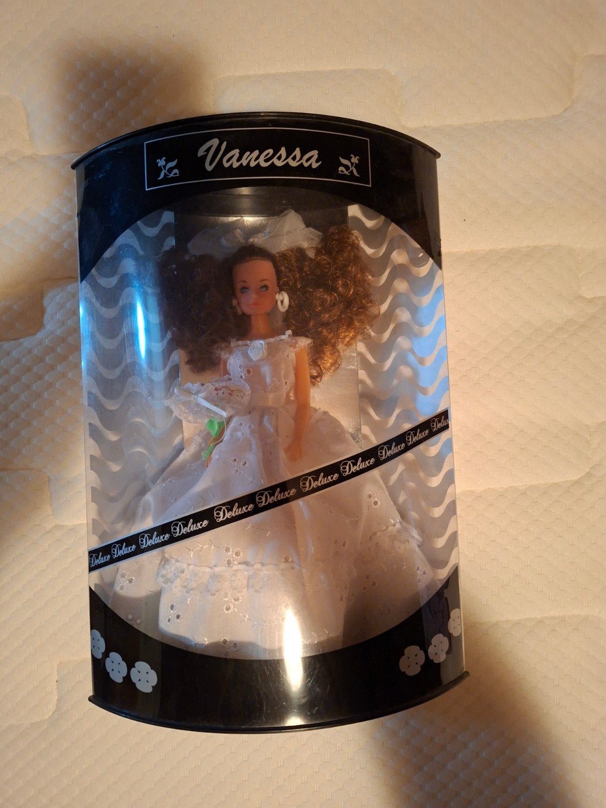 Vintage pop Vanessa Deluxe, Verzamelen, Ophalen, Nieuw, Pop