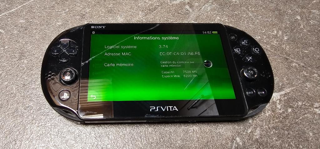 PS Vita Slim scherm met gebarsten randen, Games en Spelcomputers, Ophalen of Verzenden, Gebruikt
