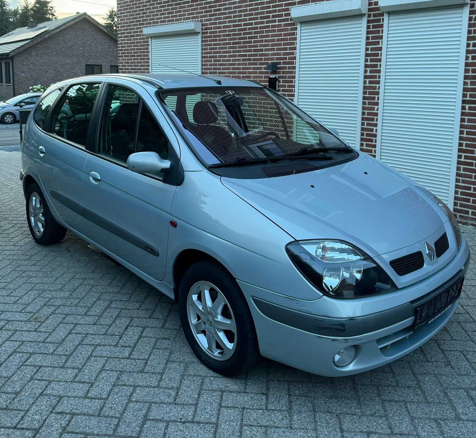 Renault Scenic 1.8 Benzine Gekeurd, Autos, Renault, Achat, Entreprise, Boîte manuelle, Air conditionné