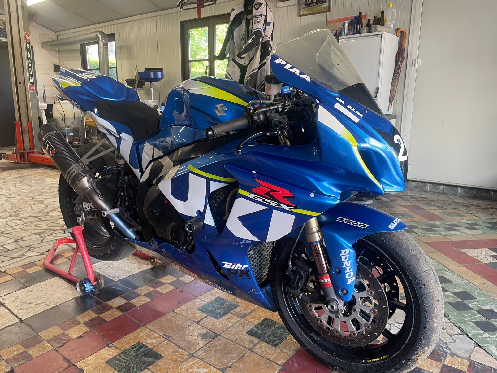 CRC circuitkuip voor GSXR 1000 K9, Ophalen