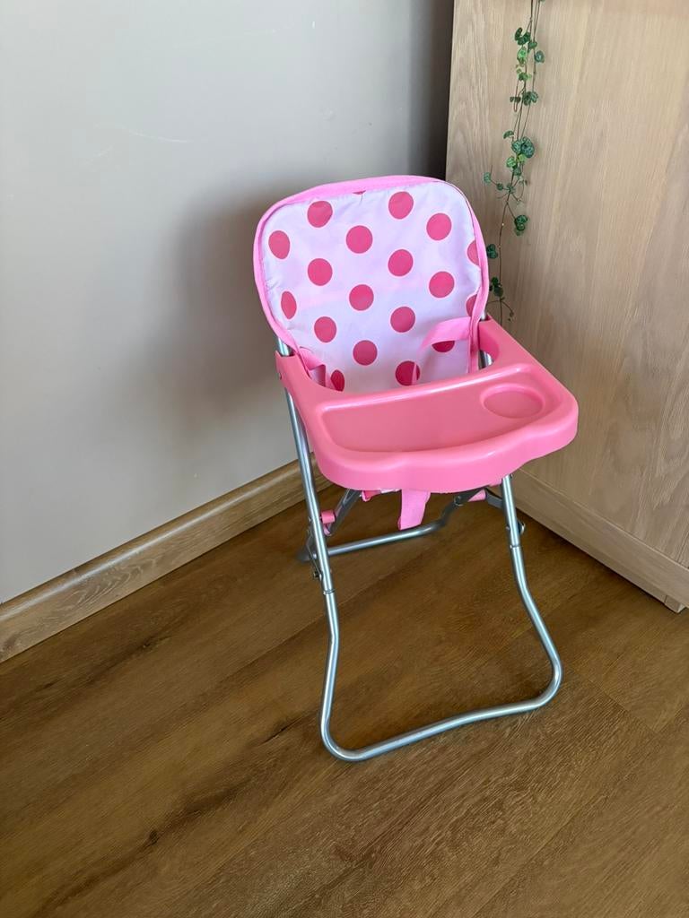 Chaise haute pour poupée, Kinderen en Baby's, Speelgoed | Poppen, Ophalen, Zo goed als nieuw