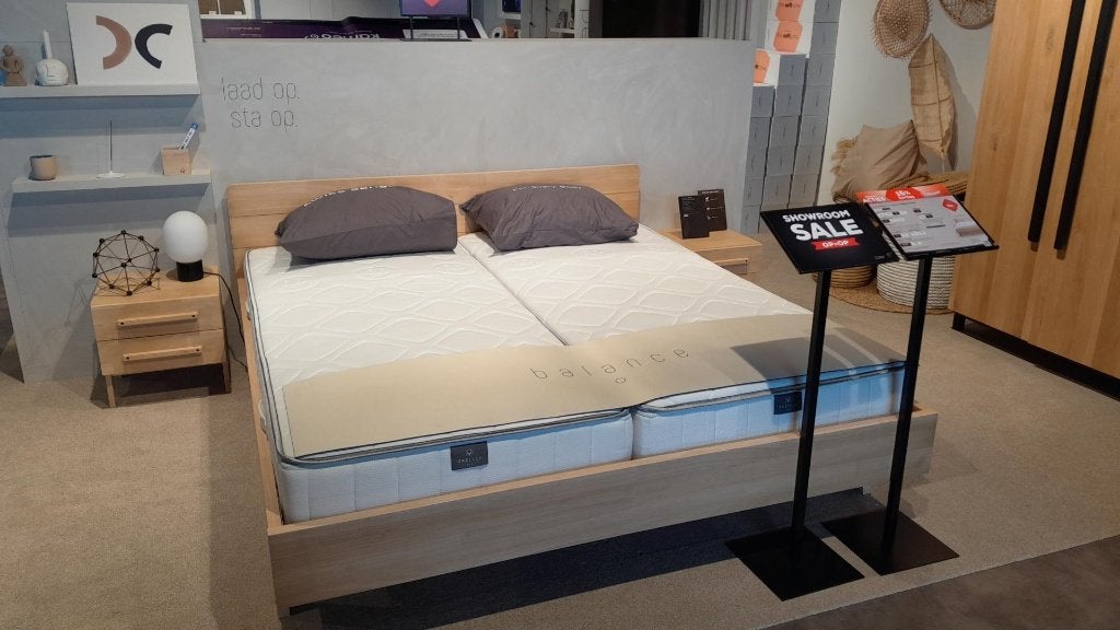 Bedkader Swiss Sense 80% korting, Ophalen, Beige, 180 cm, 200 cm